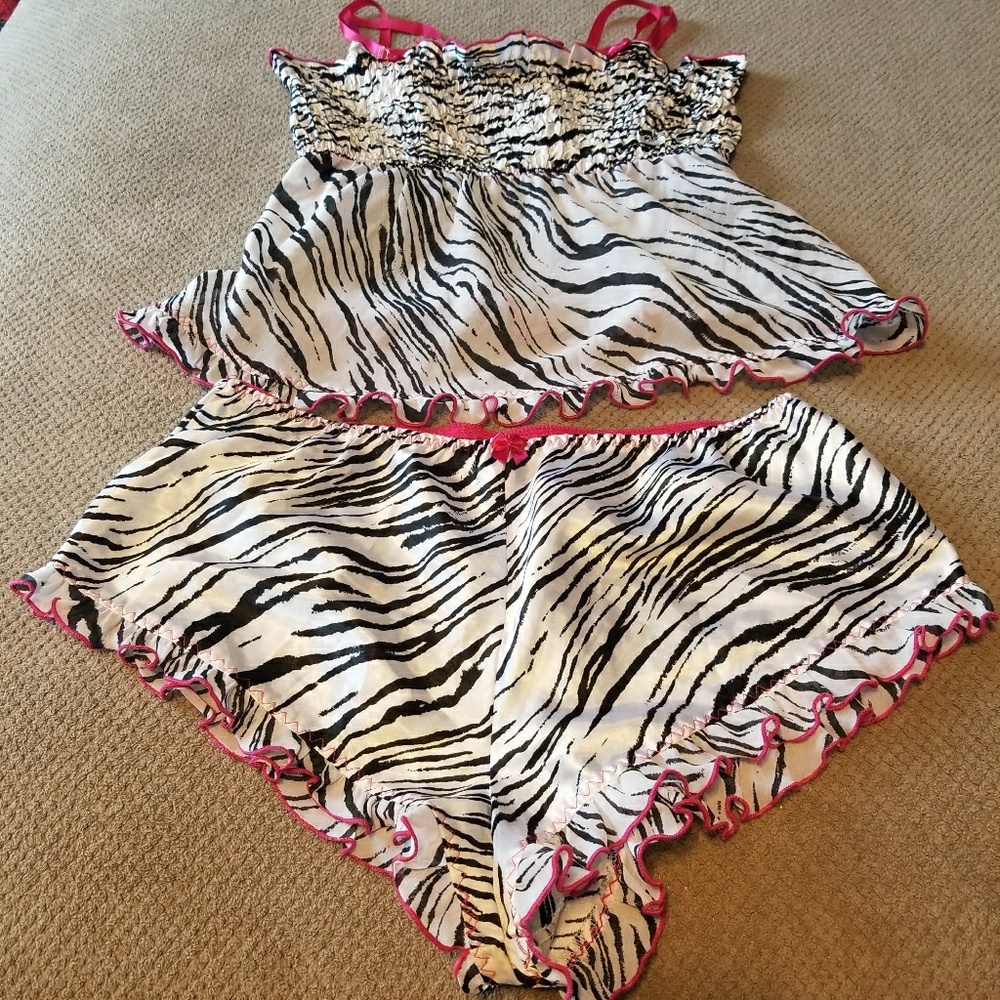 Secret Treasures silky zebra Pajamas